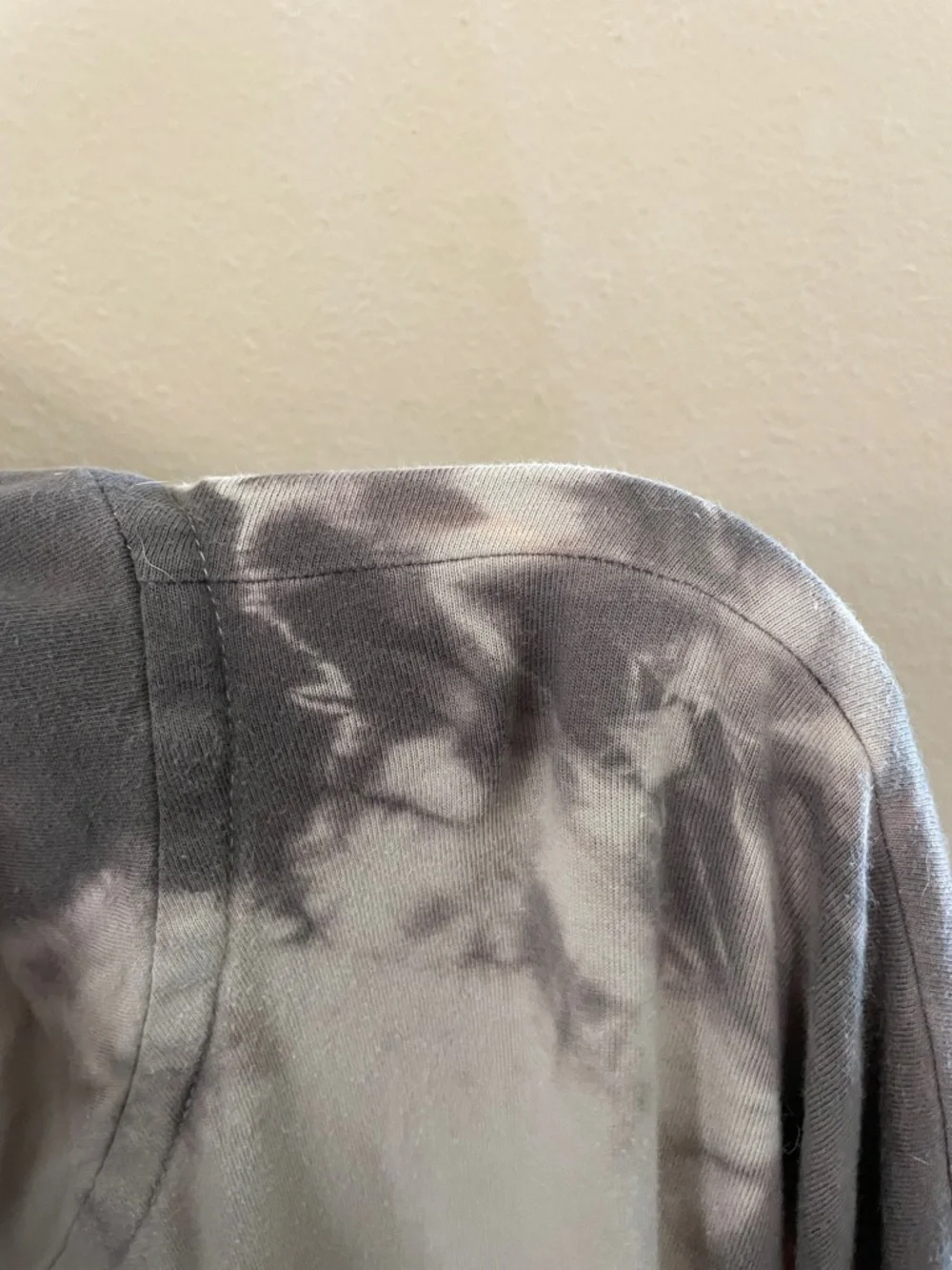 PINK by Victoria's Secret Gray & Charcoal Tie-Dye Quarter Zip Pullover SZ L - Picture 4 of 4